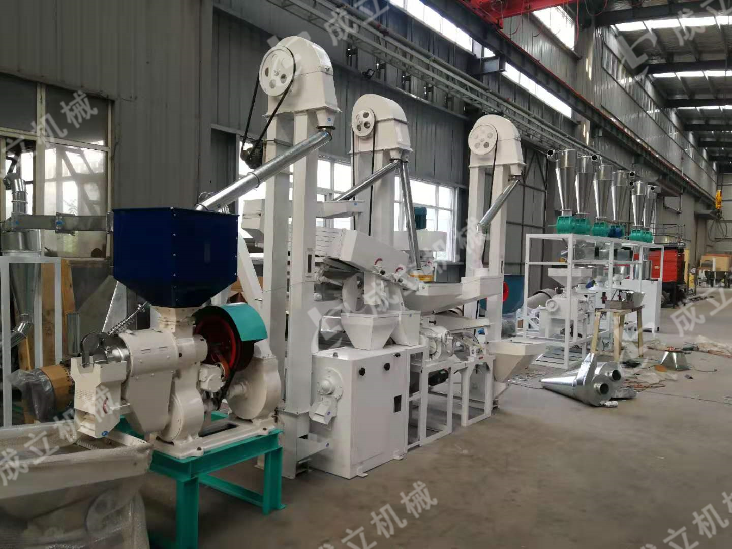 小型面粉加工機(jī)械的特征?適合應(yīng)用到哪些地方?